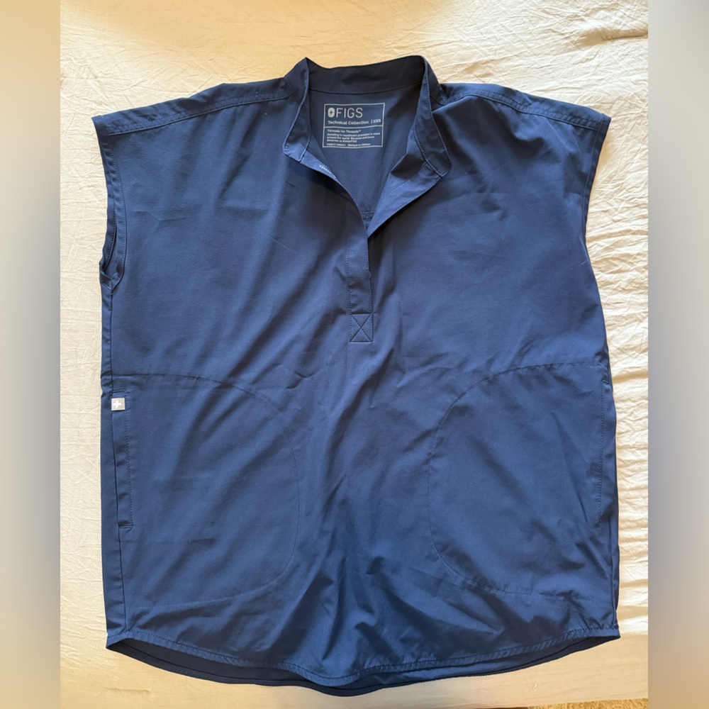 Figs Rafaela Oversized Scrub Top
